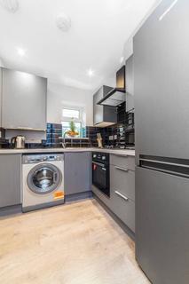1 bedroom flat to rent, 139 Queens Crescent, London NW5