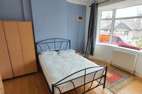 4 bedroom flat to rent, Tanfield Avenue, Aberdeen, AB24