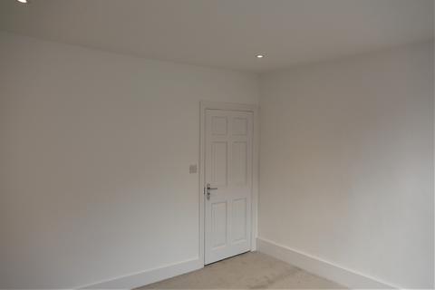 undefined, Central Ingatestone, CM4