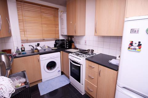 2 bedroom flat to rent, Holly Lodge, 150 Norwood Road, Southall, Middlesex, UB2