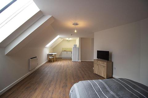 Studio to rent, Flat 15, The Gas Works, 1 Glasshouse Street, NOTTINGHAM NG1 3BA