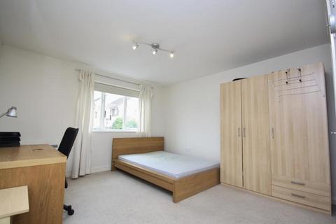 2 bedroom apartment to rent, Faraday Road, Guildford, Surrey, GU1