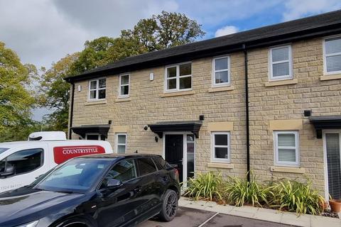 2 bedroom mews to rent, Guardians Close, Clitheroe, BB7 4SF