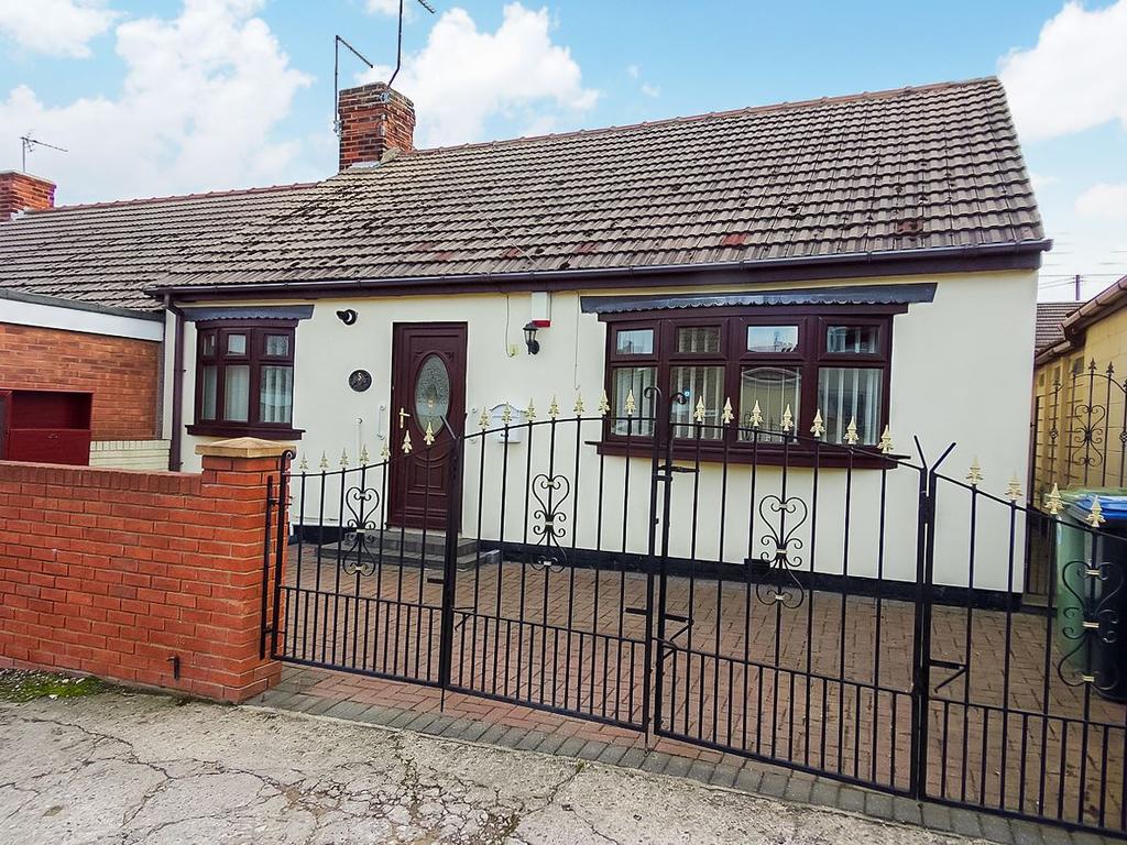 Warkworth Avenue, Horden, Durham, SR8... 3 bed bungalow £575 pcm (£