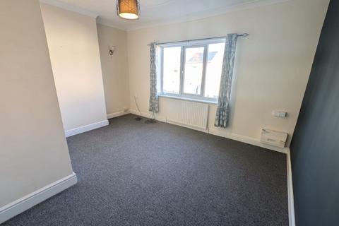 undefined, Heneage Road, Grimsby