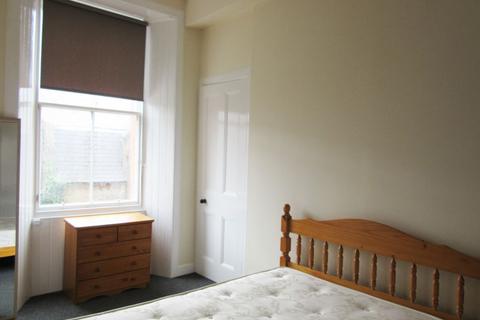 3 bedroom flat to rent, Belford Road, West End, Edinburgh, EH4
