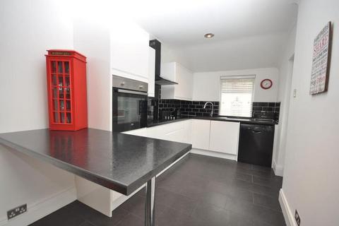 5 bedroom terraced house to rent, Evelyn Street, Sunderland SR2
