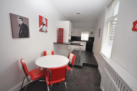 5 bedroom terraced house to rent, Evelyn Street, Sunderland SR2