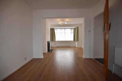 3 bedroom terraced house to rent, Clydesdale, London, EN3