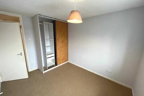 undefined, Springwood Crescent, Edgware