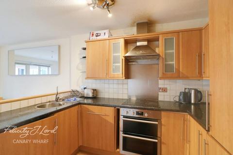 2 bedroom apartment to rent, Rembrandt Close, London