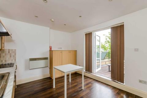 1 bedroom flat to rent, QUEX ROAD, WEST HAMPSTEAD, NW6