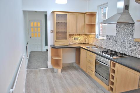 1 bedroom apartment to rent - Station Road, Urmston