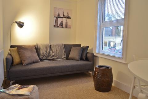 2 bedroom apartment to rent, Cross Street, Oxford, Oxfordshire