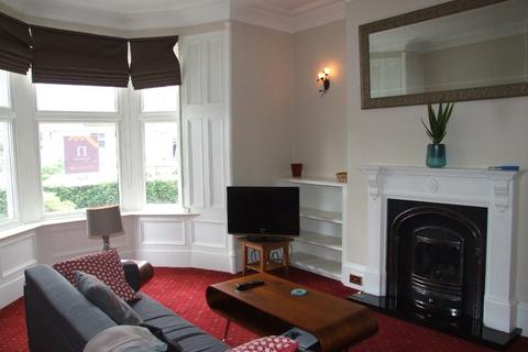 2 bedroom flat to rent, Hosefield Avenue, Midstocket, Aberdeen, AB15