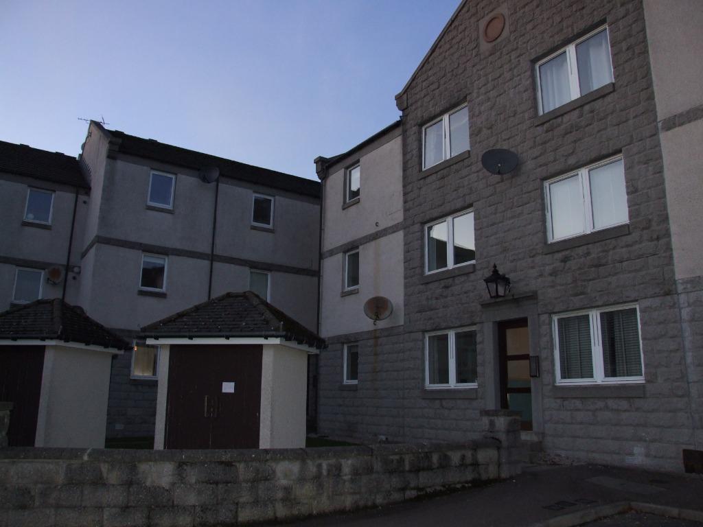 Denwood, Woodend, Aberdeen, AB15 2 bed flat £495 pcm (£114 pw)