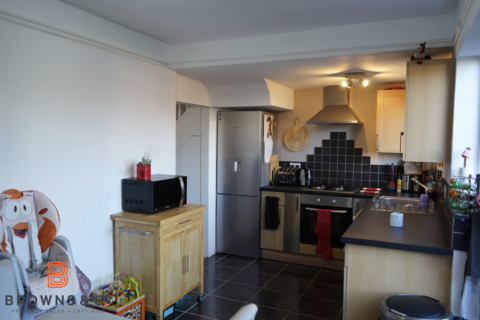 6 Brian Avenue, Wirral, CH61 3UX