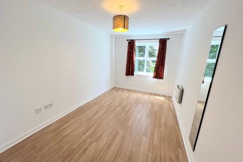 1 bedroom apartment to rent, Regent Court, Basingstoke RG21