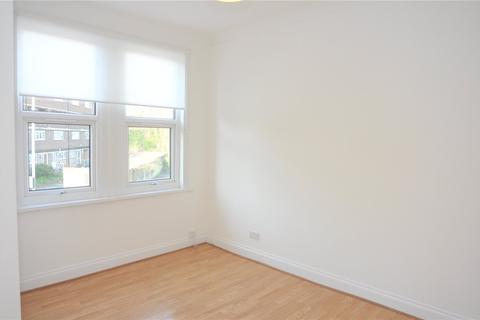 2 bedroom apartment to rent, Oakleigh Road South, London, N11