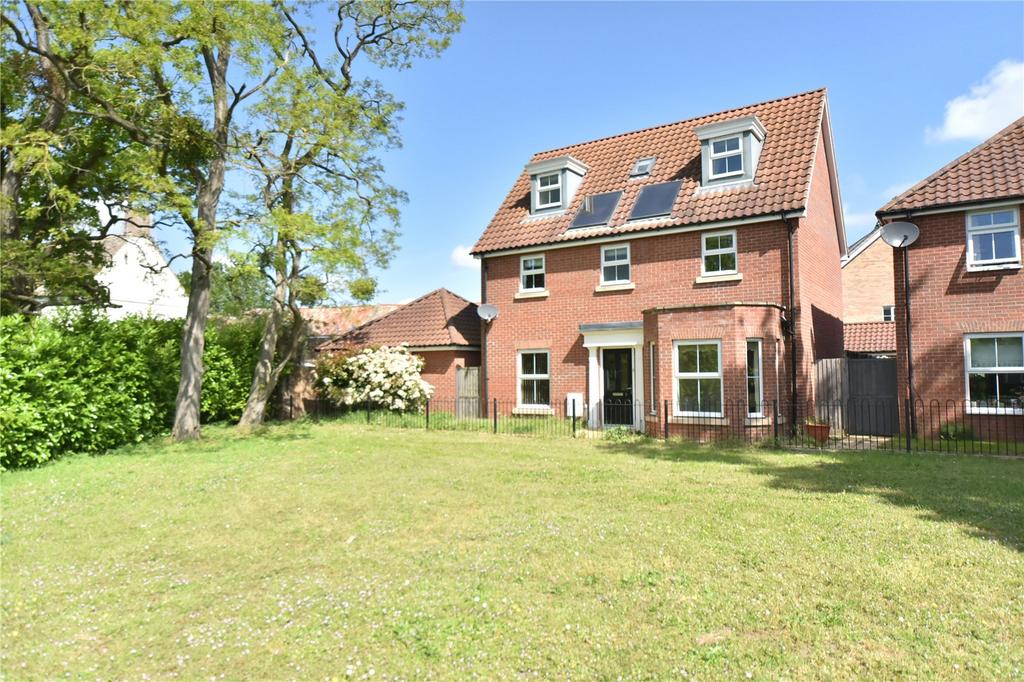 5 bedroom detached house to rent