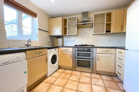 3 bedroom semi-detached house to rent, Lilac Way, Carterton, Oxfordshire, OX18