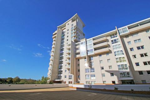2 bedroom apartment to rent, Marseille House, Century Wharf, Cardiff