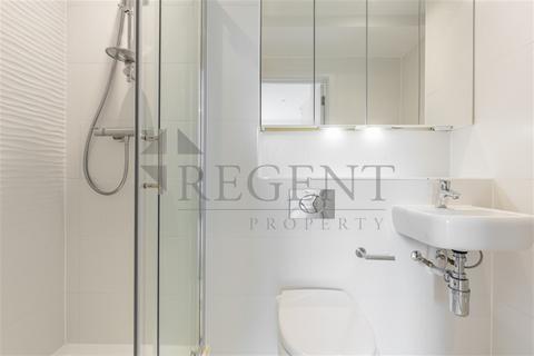 1 bedroom apartment to rent, Albion Court, Albion Place, W6