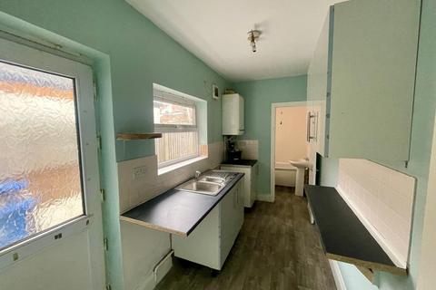 2 bedroom terraced house to rent, Crewe Street, Derby DE23