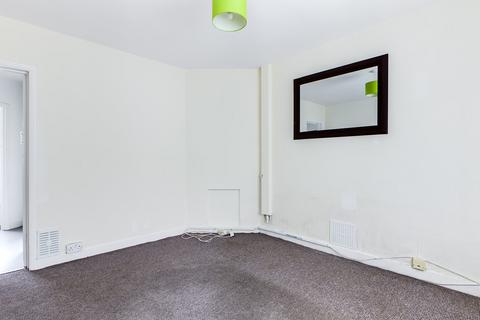 2 bedroom end of terrace house to rent - Lowther Road, Dover