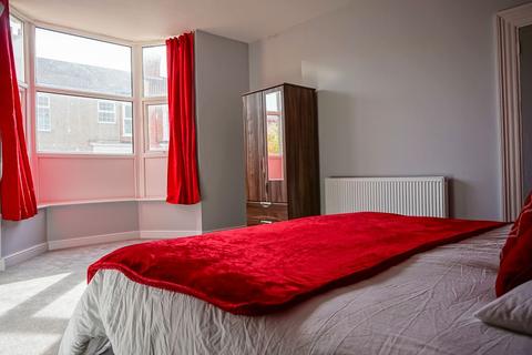 1 bedroom in a house share to rent - Room 1, 6 Albert Road