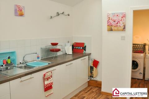 3 bedroom terraced house to rent, Fern Lane, Glasgow G13