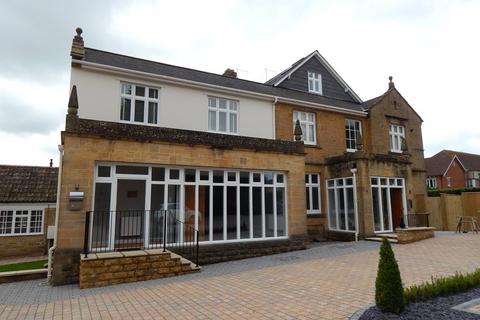 2 bedroom apartment to rent, Red Cedar Court, Yeovil, Somerset, BA20