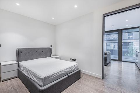 Studio to rent, The Lighterman, Pilot Walk, Lower Riverside, Greenwich Peninsula, SE10