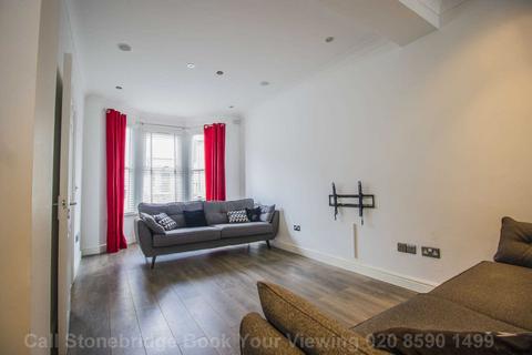 3 bedroom end of terrace house to rent, Caledon Road, East Ham, E6