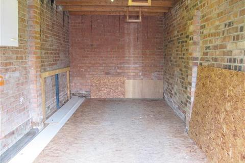 Garage to rent - Relton Place, Whitley Bay