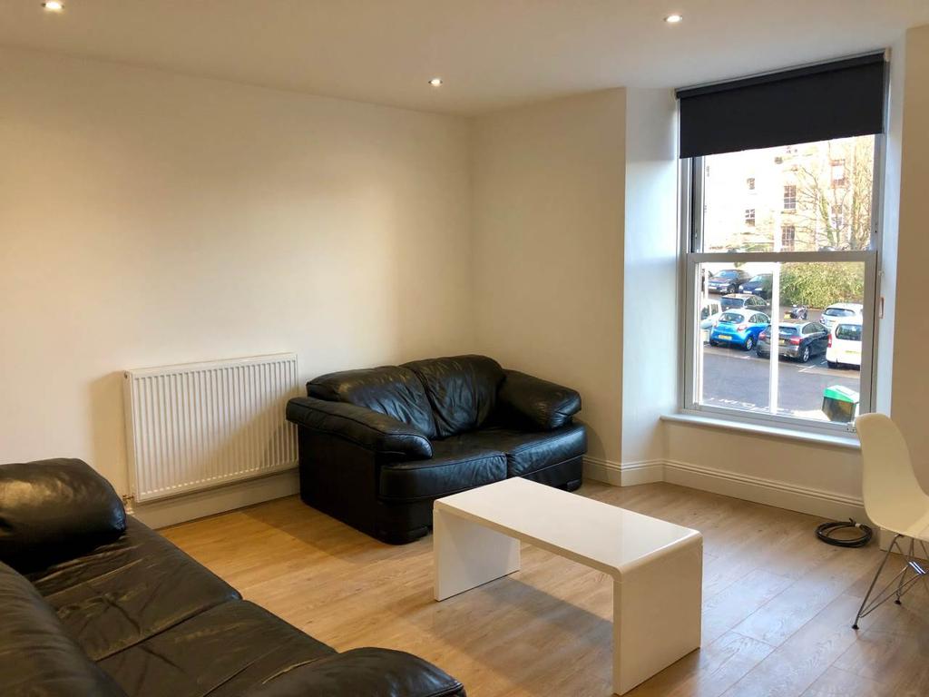 Union Place, Dundee, 2 bed flat £920 pcm (£212 pw)