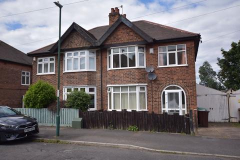 3 bedroom house to rent, Wynndale Drive, Nottingham