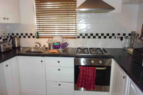 1 bedroom maisonette to rent, Harriet Way, Bushey