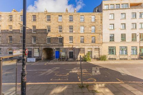 2 bedroom flat to rent, East Fountainbridge, Tollcross, Edinburgh, EH3