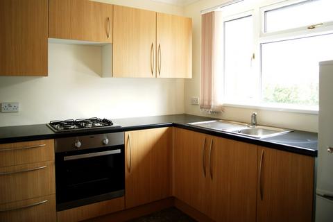 2 bedroom apartment to rent, Grayshott Close, Birmingham