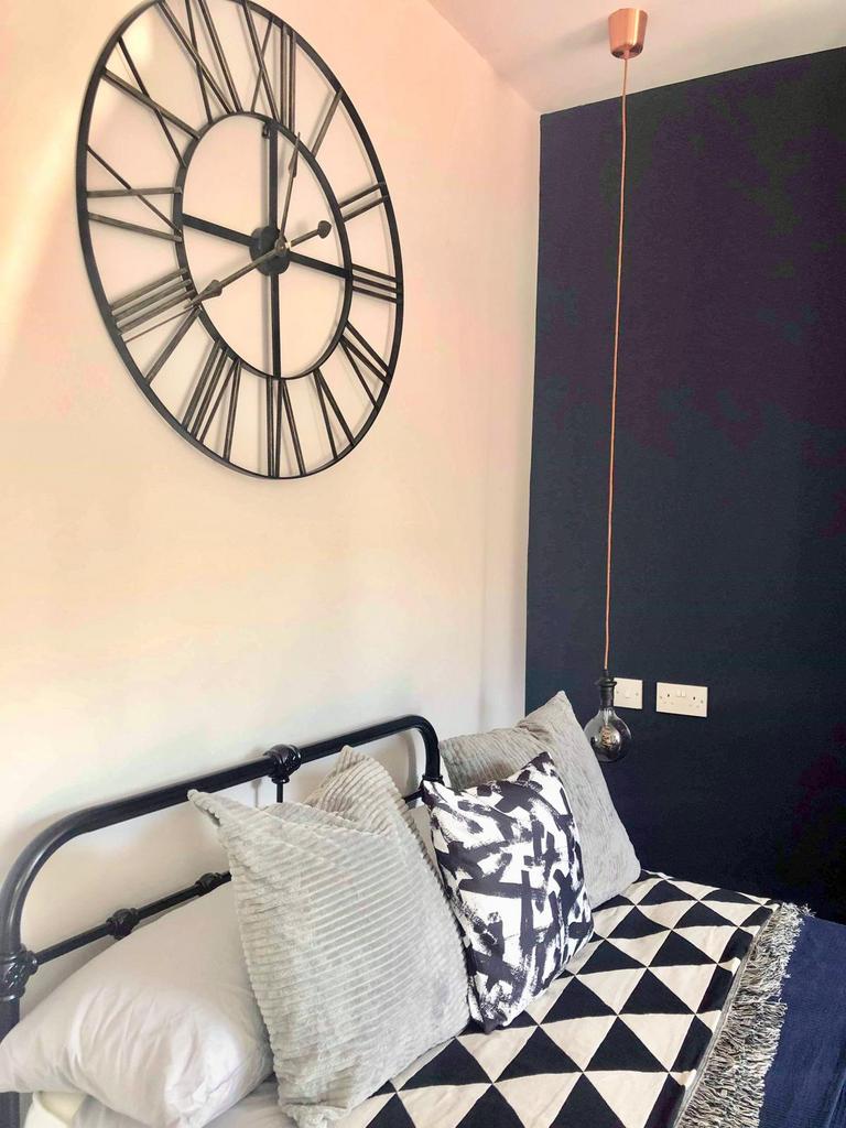 Room 1