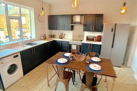 undefined, Doncaster Road, Barnsley, South Yorkshire, S70