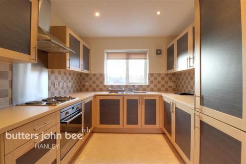 2 bedroom detached house to rent, Oak House, Birches Rise