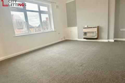 2 bedroom semi-detached house to rent, Leybourne Drive, Bestwood