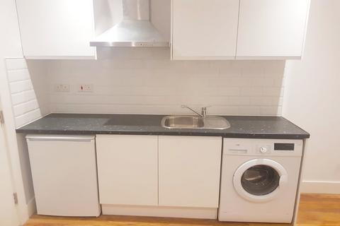 Studio to rent, London, E2