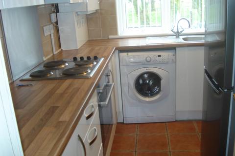 2 bedroom flat to rent, Beauly Place, East Kilbride G74