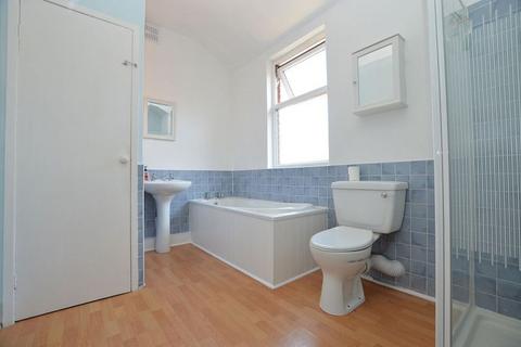 2 bedroom terraced house to rent, Dunsford Road, Smethwick