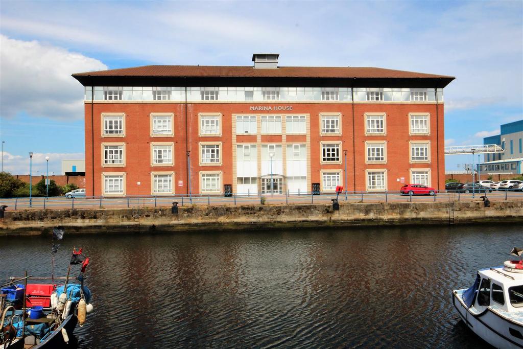 Marina House, Marina, Hartlepool 1 bed apartment to rent - £400 pcm (£92 pw)