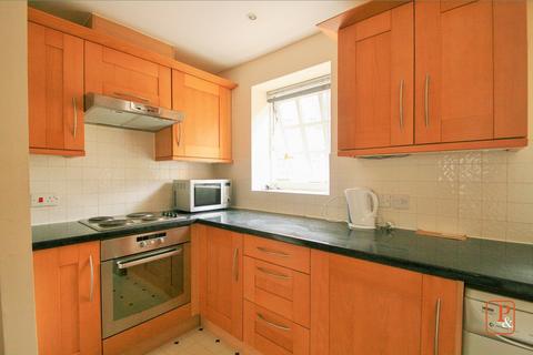 2 bedroom apartment to rent, Albany Gardens, Colchester, Essex, CO2