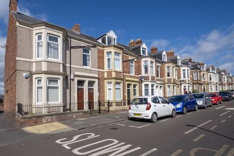 undefined, Brinkburn Avenue, Gateshead NE8
